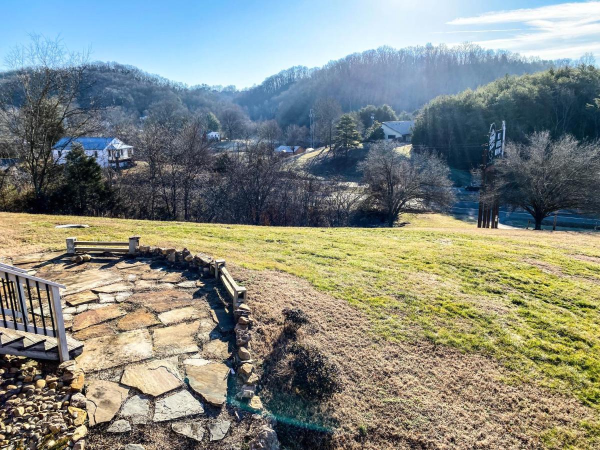 Modern Rustic Countryside Downstairs Guesthouse Sevierville Εξωτερικό φωτογραφία