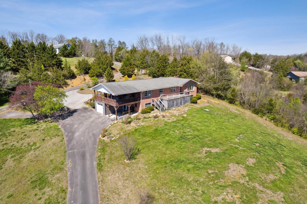 Modern Rustic Countryside Downstairs Guesthouse Sevierville Εξωτερικό φωτογραφία